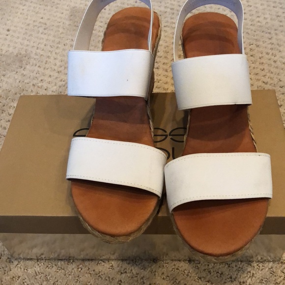 andré assous summer nights wedge